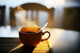 Képtalálat a következőre: „reggeli kávé ágyba”